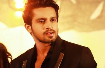 ತೆರೆಯ ಹಿಂದಿನ ತಾರೆಯರು | ‘ಬಡ್ಡೀಸ್’ ಸಿನಿಮಾದ ವಿಭಿನ್ನ ಪೋಸ್ಟರ್