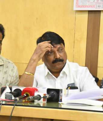 ಸಿನಿಮಾ ಕಾರ್ಮಿಕರಿಗೆ ಹೊಸ ವೇತನ ಜಾರಿ | ವೇತನ ಪರಿಷ್ಕರಣೆ ವರದಿ ಹಸ್ತಾಂತರ