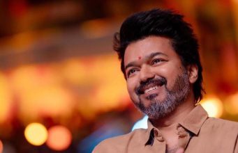 ನಟ ವಿಜಯ್ ನೂತನ ರಾಜಕೀಯ ಪಕ್ಷ ‘ತಮಿಳಗ ವೆಟ್ರಿ ಕಳಗಂ’ ಘೋಷಣೆ ನಟ ವಿಜಯ್ ನೂತನ ರಾಜಕೀಯ ಪಕ್ಷ 'ತಮಿಳಗ ವೆಟ್ರಿ ಕಳಗಂ' - Kannada mojo360