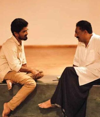 ತೆರೆಗೆ ಬರಲಿದೆ ಉತ್ಸವ್ ಗೋನವಾರ ‘ಫೋಟೋ’ | ಸಿನಿಮಾ ಬೆಂಬಲಕ್ಕೆ ನಿಂತ ಪ್ರಕಾಶ್ ರೈ ತೆರೆಗೆ ಬರಲಿದೆ ಉತ್ಸವ್ ಗೋನವಾರ 'ಫೋಟೋ' | ಸಿನಿಮಾ ಬೆಂಬಲಕ್ಕೆ ನಿಂತ ಪ್ರಕಾಶ್ ರೈ - Kannadamojo360