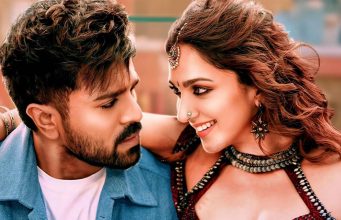 ರಾಮ್ ಚರಣ್ ‘ಗೇಮ್ ಚೇಂಜರ್’ ಚಿತ್ರದಿಂದ ‘ಜರಗಂಡಿ’ ಗೀತೆ ಬಿಡುಗಡೆ ಶಂಕರ್ ನಿರ್ದೇಶನದಲ್ಲಿ ರಾಮ್ ಚರಣ್ ನಟಿಸಿರುವ 'ಗೇಮ್ ಚೇಂಜರ್' ತೆಲುಗು ಸಿನಿಮಾದ 'ಜರಗಂಡಿ' ಲಿರಿಕಲ್ ಸಾಂಗ್ ಬಿಡುಗಡೆಯಾಗಿದೆ. ಥಮನ್ ಸಂಗೀತ ಸಂಯೋಜನೆಯ ಹಾಡಿಗೆ ದಲೇರ್ ಮೆಹಂದಿ ಮತ್ತು ಸುನಿಧಿ ಚೌವ್ಹಾಣ್ ದನಿಯಾಗಿದ್ದಾರೆ. ಪ್ರಭುದೇವ ನೃತ್ಯ ಸಂಯೋಜನೆಗೆ ರಾಮ್ ಚರಣ್ ಮತ್ತು ಕಿಯಾರಾ ಅಡ್ವಾಣಿ ಹೆಜ್ಜೆ ಹಾಕಿದ್ದಾರೆ - Kannadamojo360