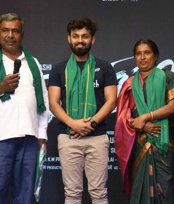 ರೈತರಿಂದ ಶಶಿ ‘ಮೆಹಬೂಬಾ’ ಟ್ರೇಲರ್ ಬಿಡುಗಡೆ | ಮಾರ್ಚ್ 15ಕ್ಕೆ ಸಿನಿಮಾ ತೆರೆಗೆ ರೈತರಿಂದ ಶಶಿ 'ಮೆಹಬೂಬಾ' ಟ್ರೇಲರ್ ಬಿಡುಗಡೆ | ಮಾರ್ಚ್ 15ಕ್ಕೆ ಸಿನಿಮಾ ತೆರೆಗೆ - Kannadamojo360
