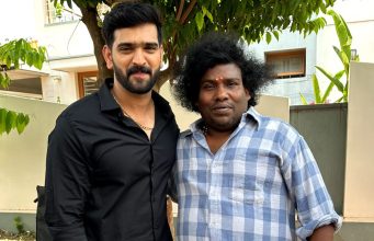 ‘ಸನ್ನಿಧಾನಮ್ P O’ ತಮಿಳು ಚಿತ್ರದಲ್ಲಿ ರೂಪೇಶ್ ಶೆಟ್ಟಿ | ಪ್ರಮುಖ ಪಾತ್ರದಲ್ಲಿ ಯೋಗಿಬಾಬು 'ಸನ್ನಿಧಾನಮ್ P O' ತಮಿಳು ಚಿತ್ರದಲ್ಲಿ ರೂಪೇಶ್ ಶೆಟ್ಟಿ | ಪ್ರಮುಖ ಪಾತ್ರದಲ್ಲಿ ಯೋಗಿಬಾಬು - Kannadamojo360