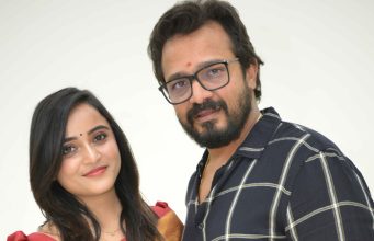 ವಿಜಯ ರಾಘವೇಂದ್ರ ‘ಜೋಗ್ 101’ ಟ್ರೇಲರ್ | ಮಾರ್ಚ್ 7ಕ್ಕೆ ಸಿನಿಮಾ ತೆರೆಗೆ ವಿಜಯ ರಾಘವೇಂದ್ರ 'ಜೋಗ್ 101' ಟ್ರೇಲರ್ | ಮಾರ್ಚ್ 7ಕ್ಕೆ ಸಿನಿಮಾ ತೆರೆಗೆ - Kannadamojo360