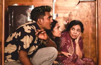 ‘ಫ್ಯಾಮಿಲಿ ಡ್ರಾಮ’ ಟ್ರೇಲರ್ | ‘ಡೇರ್ ಡೆವಿಲ್ ಮುಸ್ತಾಫ’ ತಂಡದ ವಿಭಿನ್ನ ಪ್ರಯತ್ನ 'ಫ್ಯಾಮಿಲಿ ಡ್ರಾಮ' ಟ್ರೇಲರ್ | 'ಡೇರ್ ಡೆವಿಲ್ ಮುಸ್ತಾಫ' ತಂಡದ ವಿಭಿನ್ನ ಪ್ರಯತ್ನ - Kannadamojo360