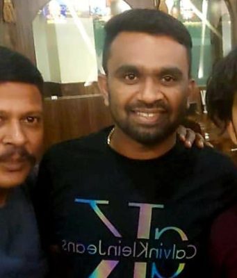 ಪೃಥ್ವಿ ಹೊಸ ಸಿನಿಮಾ | ಫ್ಯಾಮಿಲಿ ಕಥೆ ಹೇಳಲು ಬಂದ ‘ರಥಾವರ’ ನಿರ್ದೇಶಕ ಪೃಥ್ವಿ ಹೊಸ ಸಿನಿಮಾ | ಫ್ಯಾಮಿಲಿ ಕಥೆ ಹೇಳಲು ಬಂದ 'ರಥಾವರ' ನಿರ್ದೇಶಕ - Kannadamojo360