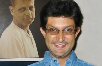 ಗಾಯಕ ರಾಜು ಅನಂತಸ್ವಾಮಿ ನೆನಪು | ‘ರಾಜು ದಿ ಲೆಜೆಂಡ್’ ಸುಗಮ ಸಂಗೀತ ಸಂಜೆ ಗಾಯಕ ರಾಜು ಅನಂತಸ್ವಾಮಿ ನೆನಪು | 'ರಾಜು ದಿ ಲೆಜೆಂಡ್' ಸುಗಮ ಸಂಗೀತ ಸಂಜೆ - Kannadamojo360