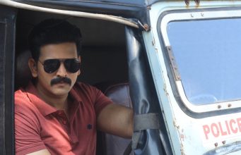 ‘ಅಧಿಪತ್ರ’ ಟೀಸರ್ | ಆಟಿ ಕಳಂಜಾ, ಯಕ್ಷಗಾನ, ಹುಲಿ ಕುಣಿತದ ಸುತ್ತ 'ಅಧಿಪತ್ರ' ಟೀಸರ್ | ಆಟಿ ಕಳಂಜಾ, ಯಕ್ಷಗಾನ, ಹುಲಿ ಕುಣಿತದ ಸುತ್ತ - Kannadamojo360