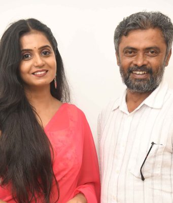 ಕೋಲಾರ ನೇಟಿವಿಟಿಯ ‘ಮೂರನೇ ಕೃಷ್ಣಪ್ಪ’ | ಮೇ 24ರಂದು ಸಿನಿಮಾ ತೆರೆಗೆ ಕೋಲಾರ ನೇಟಿವಿಟಿಯ 'ಮೂರನೇ ಕೃಷ್ಣಪ್ಪ' | ಮೇ 24ರಂದು ಸಿನಿಮಾ ತೆರೆಗೆ - Kannadamojo360