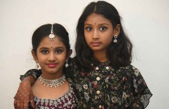 ‘ಇದು ನಮ್ ಶಾಲೆ’ | ಖಾಸಗಿ ಮತ್ತು ಸರ್ಕಾರಿ ಶಾಲೆಯ ಸುತ್ತಲಿನ ಕಥೆ 'ಇದು ನಮ್ ಶಾಲೆ' | ಖಾಸಗಿ ಮತ್ತು ಸರ್ಕಾರಿ ಶಾಲೆಯ ಸುತ್ತಲಿನ ಕಥೆ - Kannadamojo360