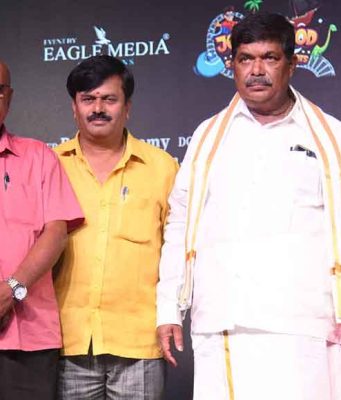 ಬಿಡುಗಡೆಯಾಯ್ತು ‘ದ ಸೂಟ್’ ಚಿತ್ರದ ಟ್ರೇಲರ್ | ಶುಭ ಕೋರಿದ ಧ್ರುವ ಸರ್ಜಾ ಬಿಡುಗಡೆಯಾಯ್ತು 'ದ ಸೂಟ್' ಚಿತ್ರದ ಟ್ರೇಲರ್ | ಶುಭ ಕೋರಿದ ಧ್ರುವ ಸರ್ಜಾ - Kannadamojo360