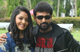 ‘ರಾಖಾ’ ಸಿನಿಮಾಗೆ ಚಾಲನೆ | ನಿರ್ದೇಶನಕ್ಕೆ ಮರಳಿದ ಮಳವಳ್ಳಿ ಸಾಯಿಕೃಷ್ಣ 'ರಾಖಾ' ಸಿನಿಮಾಗೆ ಚಾಲನೆ | ನಿರ್ದೇಶನಕ್ಕೆ ಮರಳಿದ ಮಳವಳ್ಳಿ ಸಾಯಿಕೃಷ್ಣ - Kannadamojo360