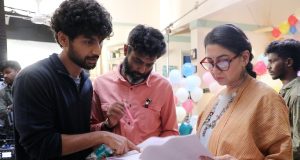 'ಫೈರ್‌ ಫ್ಲೈ' ಸಿನಿಮಾ ತಂಡ ಸೇರಿದ ಸುಧಾರಾಣಿ | ವಂಶಿ ನಿರ್ದೇಶನದ ಸಿನಿಮಾ - Kannadamojo360
