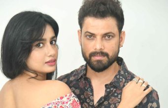 ‘ಮನಸೋತೆ ಮನಸಾರೆ’ ಹಾಡು ಬಿಡುಗಡೆ | ಎಂ ಡಿ ಶ್ರೀಧರ್ ‘ಜಂಬೂ ಸರ್ಕಸ್’ ಸಿನಿಮಾ 'ಮನಸೋತೆ ಮನಸಾರೆ' ಹಾಡು ಬಿಡುಗಡೆ | ಎಂ ಡಿ ಶ್ರೀಧರ್ 'ಜಂಬೂ ಸರ್ಕಸ್' ಸಿನಿಮಾ - Kannadamojo360