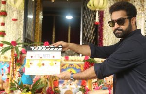 ಜೂನಿಯರ್ NTR – ಪ್ರಶಾಂತ್ ನೀಲ್ ಸಿನಿಮಾಗೆ ಮುಹೂರ್ತ ಜೂನಿಯರ್ NTR - ಪ್ರಶಾಂತ್ ನೀಲ್ ಸಿನಿಮಾಗೆ ಮುಹೂರ್ತ - Kannadamojo360