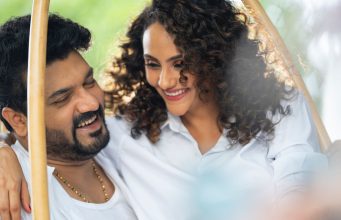 ಶೂಟಿಂಗ್ ಮುಗಿಸಿದ ‘GST’ | ಸೃಜನ್ ಲೋಕೇಶ್ ನಟನೆ, ನಿರ್ದೇಶನದ ಸಿನಿಮಾ ಶೂಟಿಂಗ್ ಮುಗಿಸಿದ 'GST' | ಸೃಜನ್ ಲೋಕೇಶ್ ನಟನೆ, ನಿರ್ದೇಶನದ ಸಿನಿಮಾ - Kannadamojo360