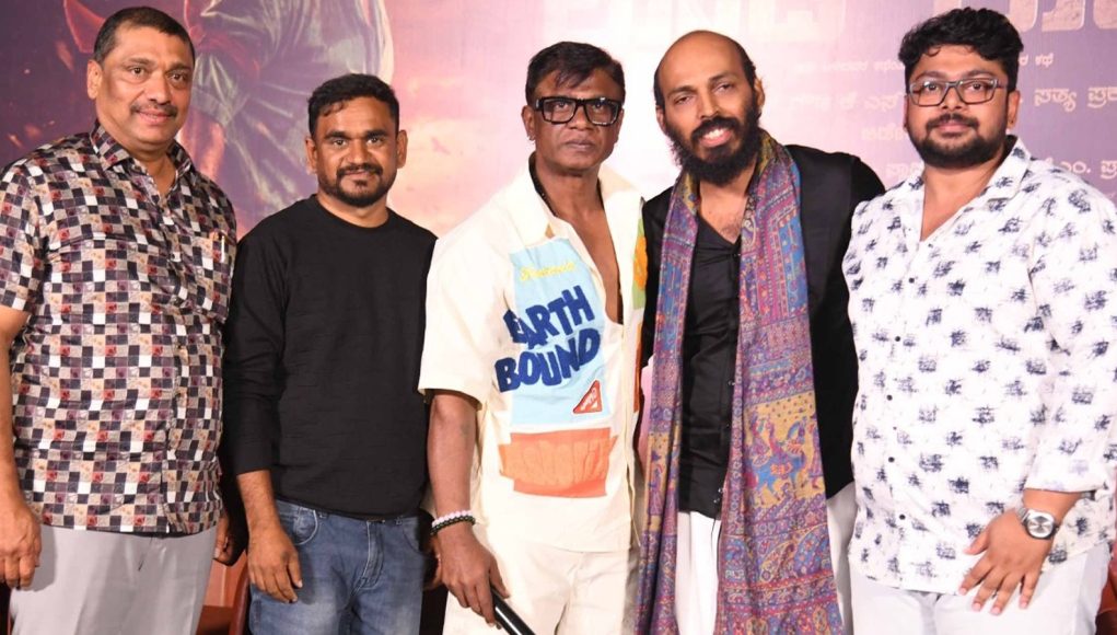 ರಾಜ್ ಬಿ ಶೆಟ್ಟಿ 'ದಿ ರೂಲರ್' | 'ಲ್ಯಾಂಡ್ ಲಾರ್ಡ್' ಸಿನಿಮಾದ ನೂತನ ಟೀಸರ್ ಬಿಡುಗಡೆ - Kannadamojo360 ರಾಜ್ ಬಿ ಶೆಟ್ಟಿ 'ದಿ ರೂಲರ್' | 'ಲ್ಯಾಂಡ್ ಲಾರ್ಡ್' ಸಿನಿಮಾದ ನೂತನ ಟೀಸರ್ ಬಿಡುಗಡೆ - Kannadamojo360